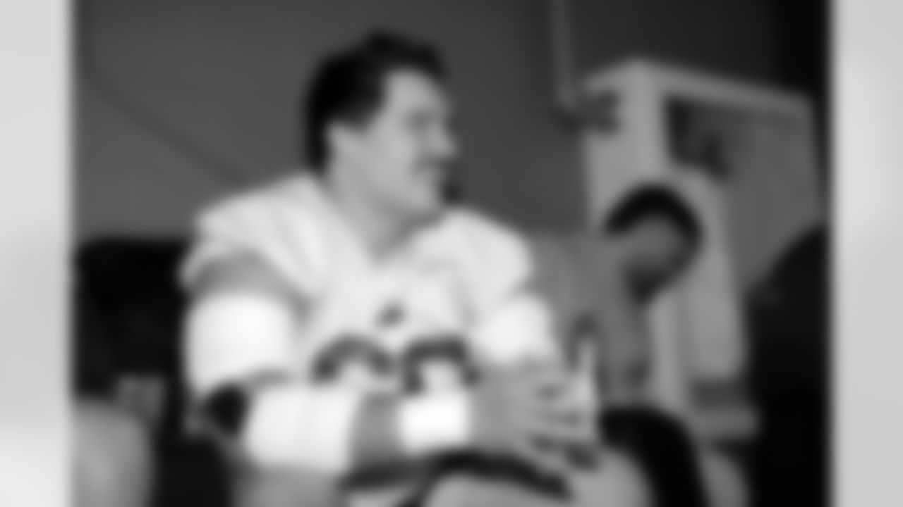 Connor McGovern. Buffalo Bills Week 15 Practice, December 11, 2025 at Buffalo Bills Training Center.