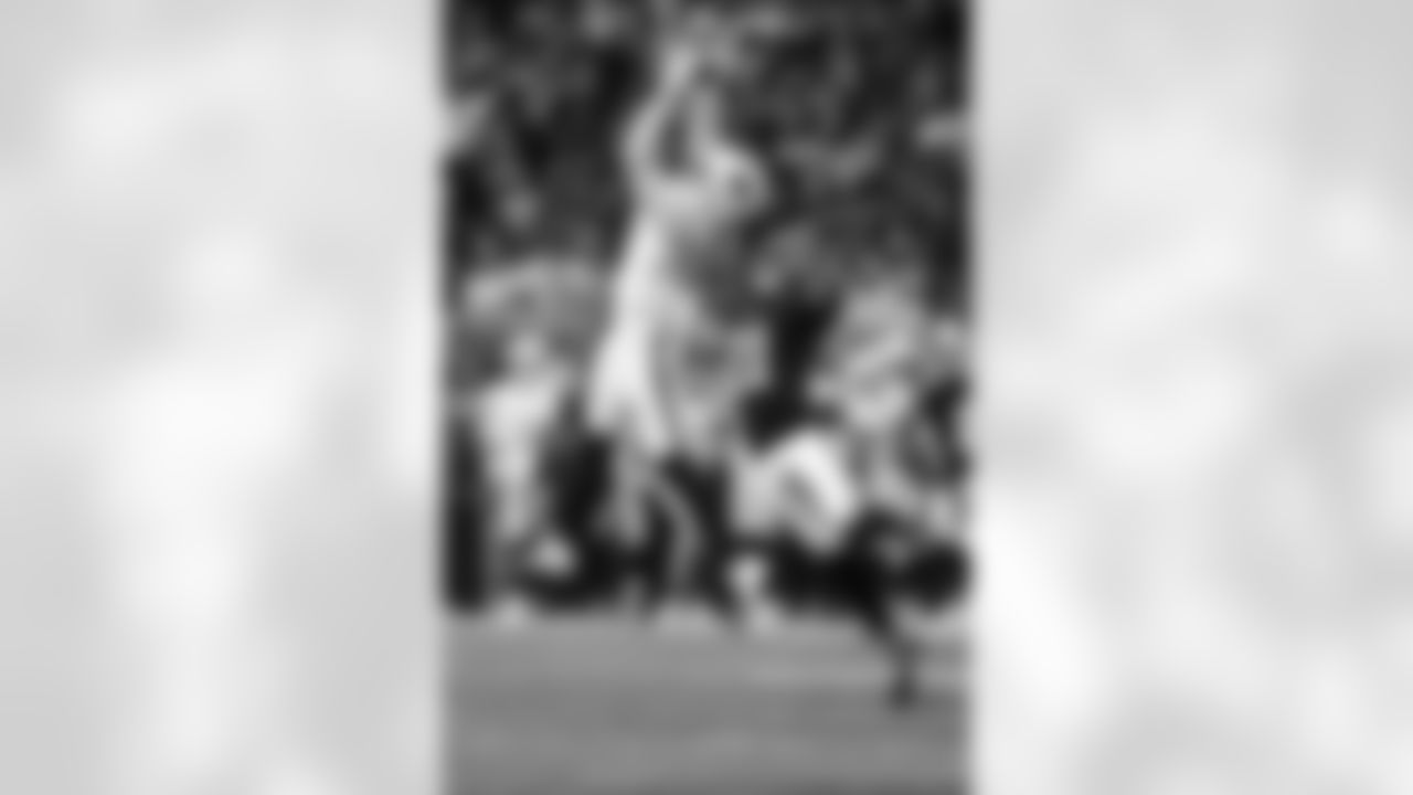 Joshua Palmer (5). Atlanta Falcons vs Buffalo Bills, Regular Season, October 13, 2025 at Mercedes-Benz Stadium.