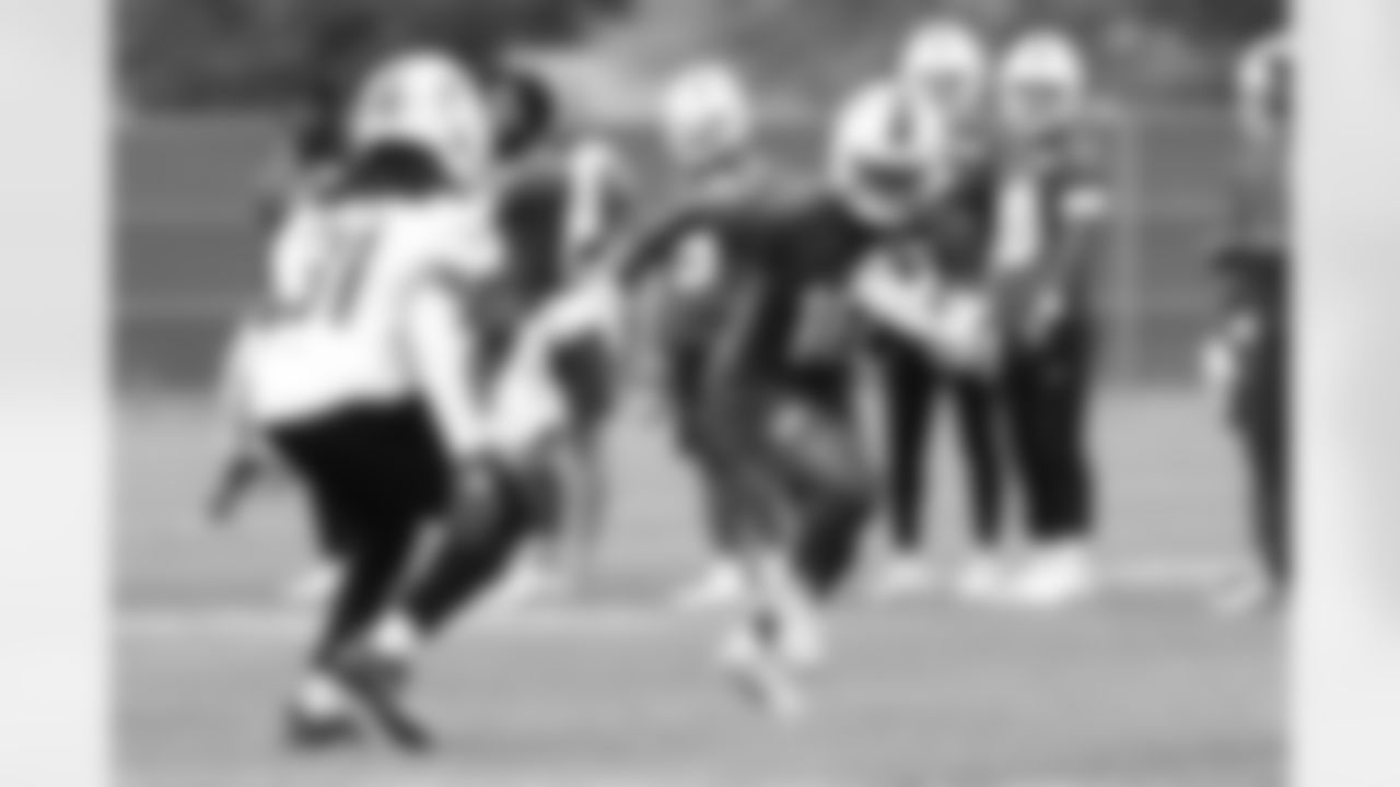 Maxwell Hairston (31), Amari Cooper (18). Buffalo Bills OTA workouts, May 27, 2025 at the Buffalo Bills Training Center.