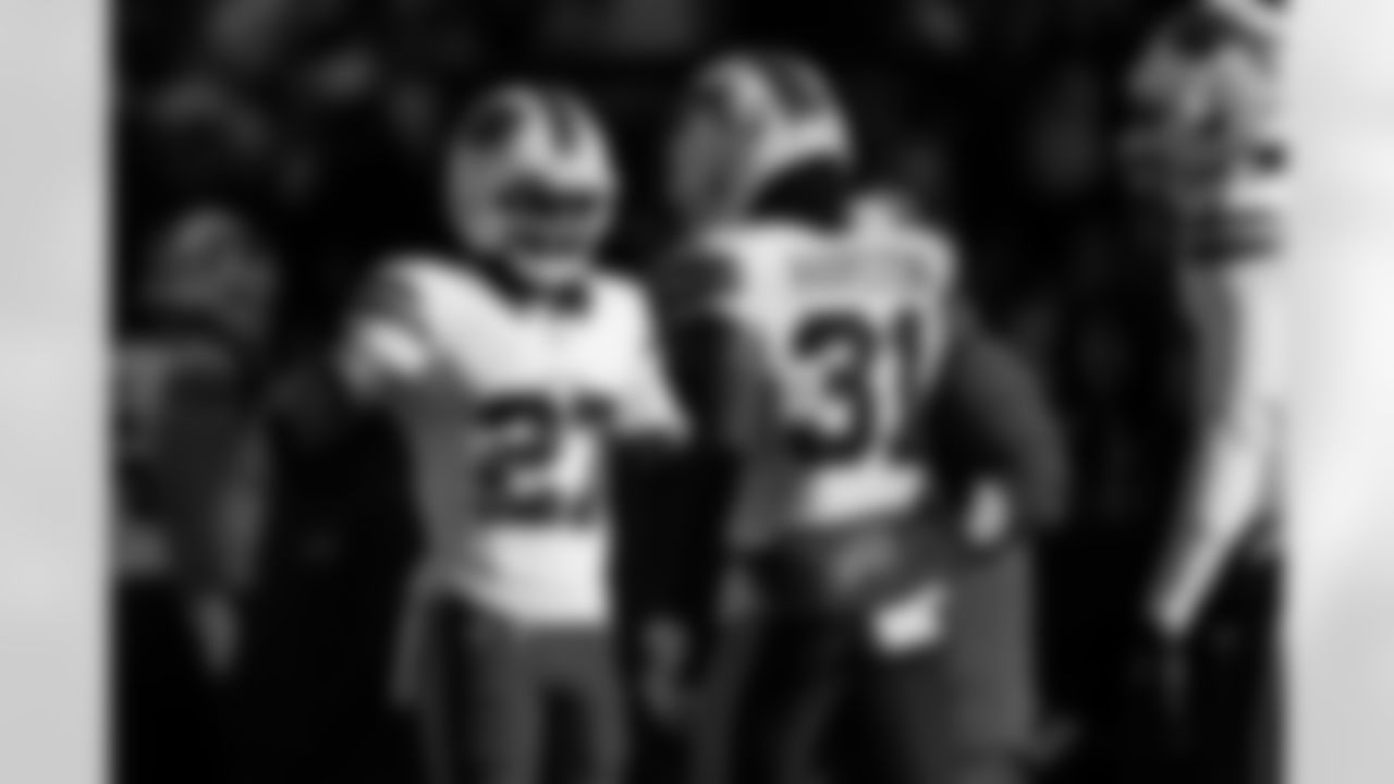 Cleveland Browns vs Buffalo Bills, Regular Season, December 21, 2025 at Huntington Bank Field.