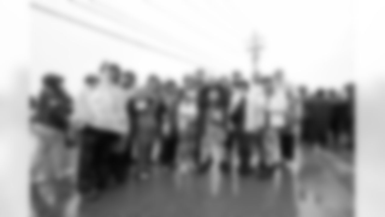 Buffalo Bills vs Philadelphia Eagles, Regular Season, December 28, 2025 at Highmark Stadium.