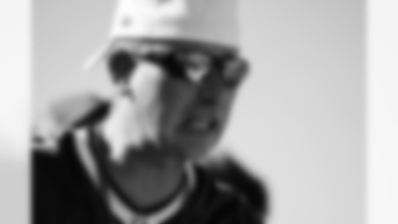 Buffalo Bills vs New Orleans Saints, Regular Season, September 28, 2025 at Highmark Stadium.