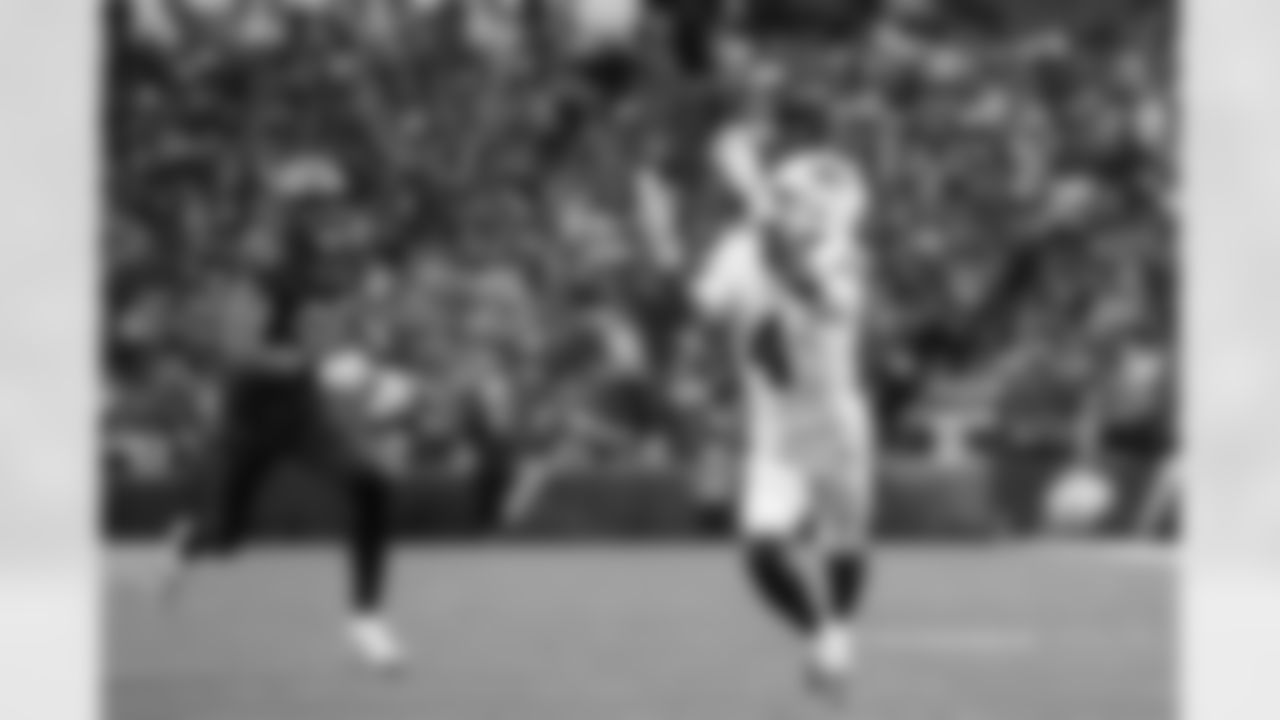 Buffalo Bills vs Tampa Bay Buccaneers, Regular Season, November 16, 2025 at Highmark Stadium.