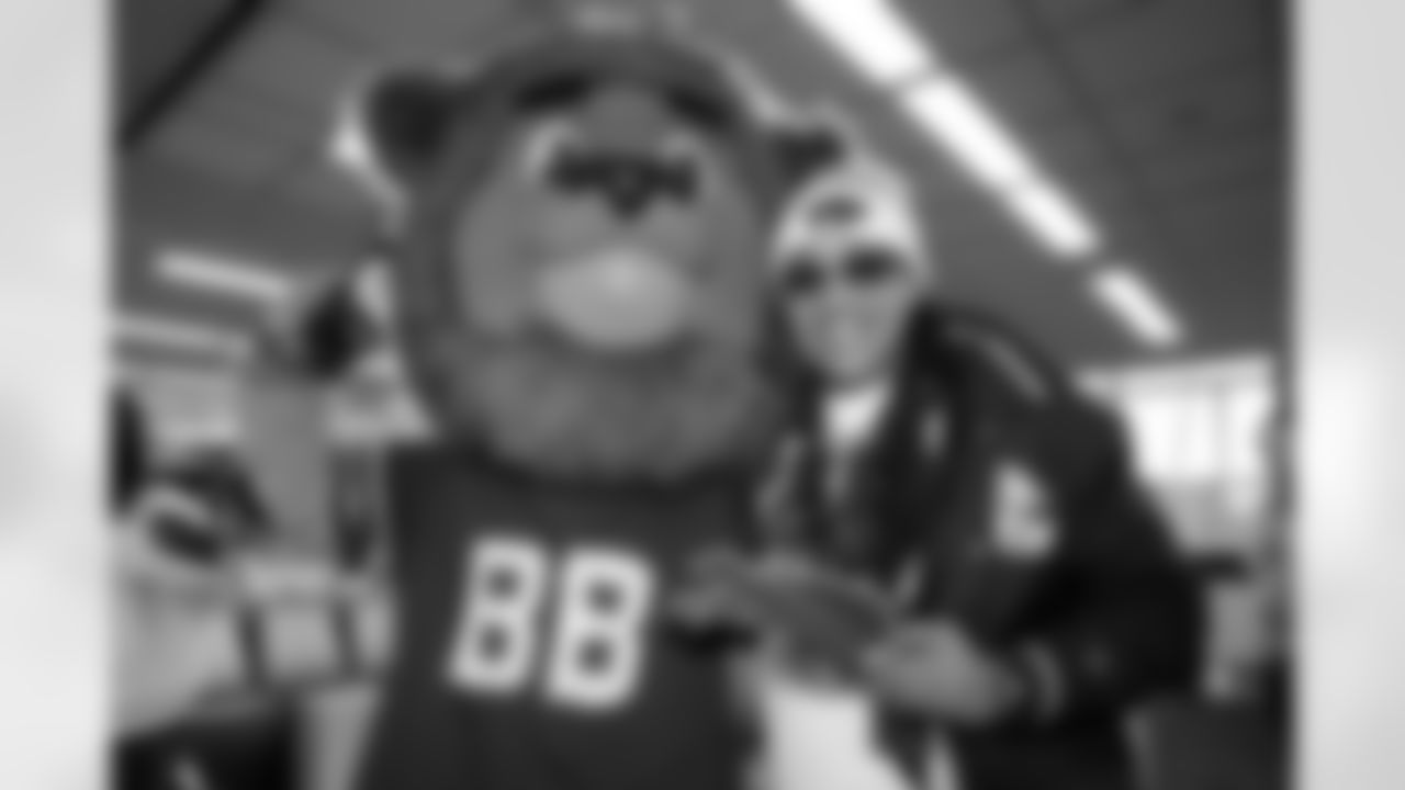 Buffalo Niagara International Airport Fan Send-Off to Jacksonville, January 09, 2026 at Buffalo Niagara International Airport.