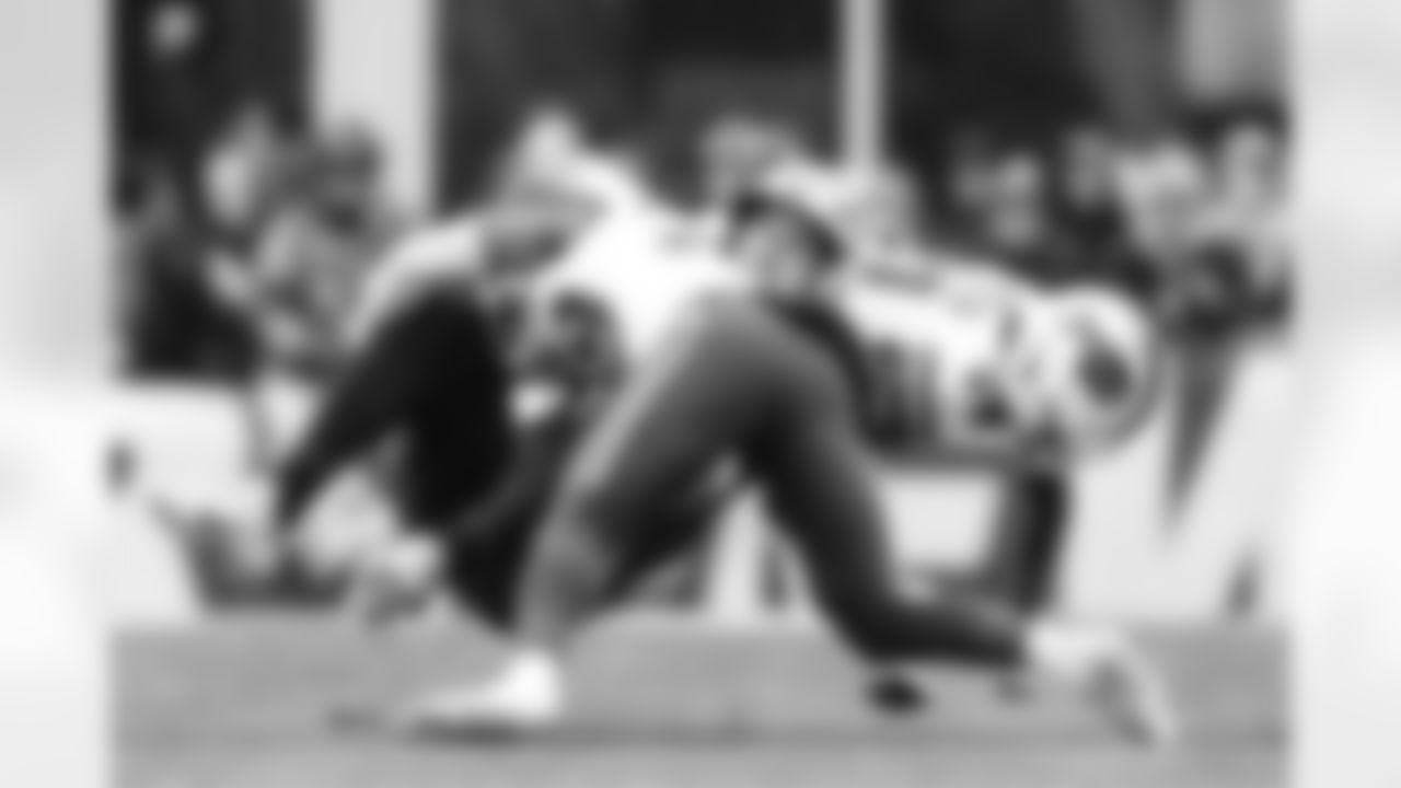 New England Patriots vs Buffalo Bills, Regular Season, December 14, 2025 at Gillette Stadium.