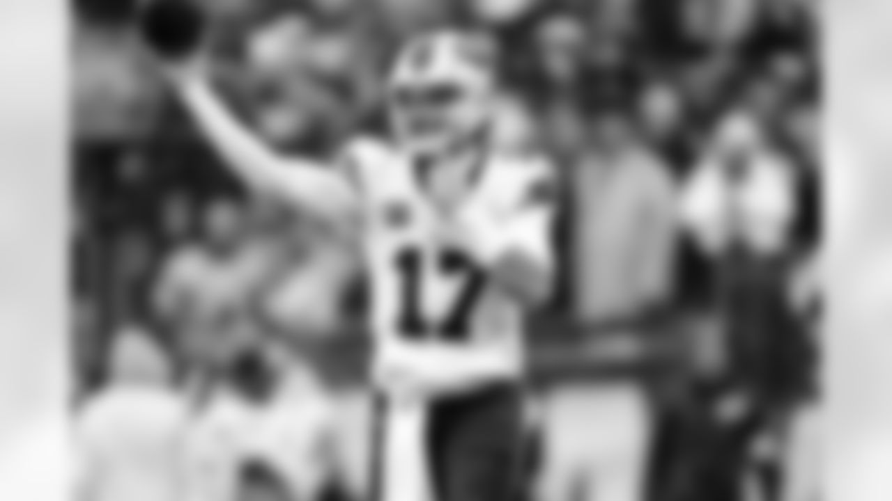 New England Patriots vs Buffalo Bills, Regular Season, December 14, 2025 at Gillette Stadium.