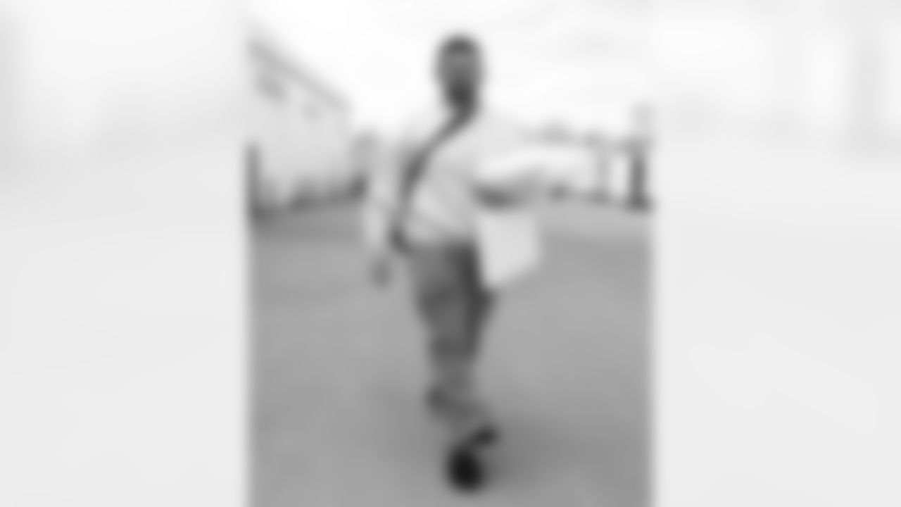 Alec Anderson (70). Buffalo Bills Travel to Houston, November 19, 2025 at Buffalo Niagara International Airport.