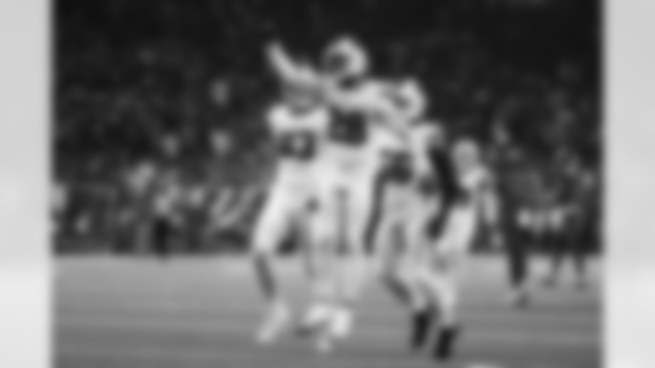 Houston Texans vs Buffalo Bills, Regular Season, November 20, 2025 at NRG Stadium.