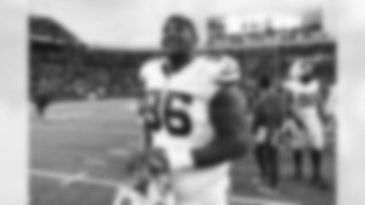 Buffalo Bills vs Tampa Bay Buccaneers, Regular Season, November 16, 2025 at Highmark Stadium.