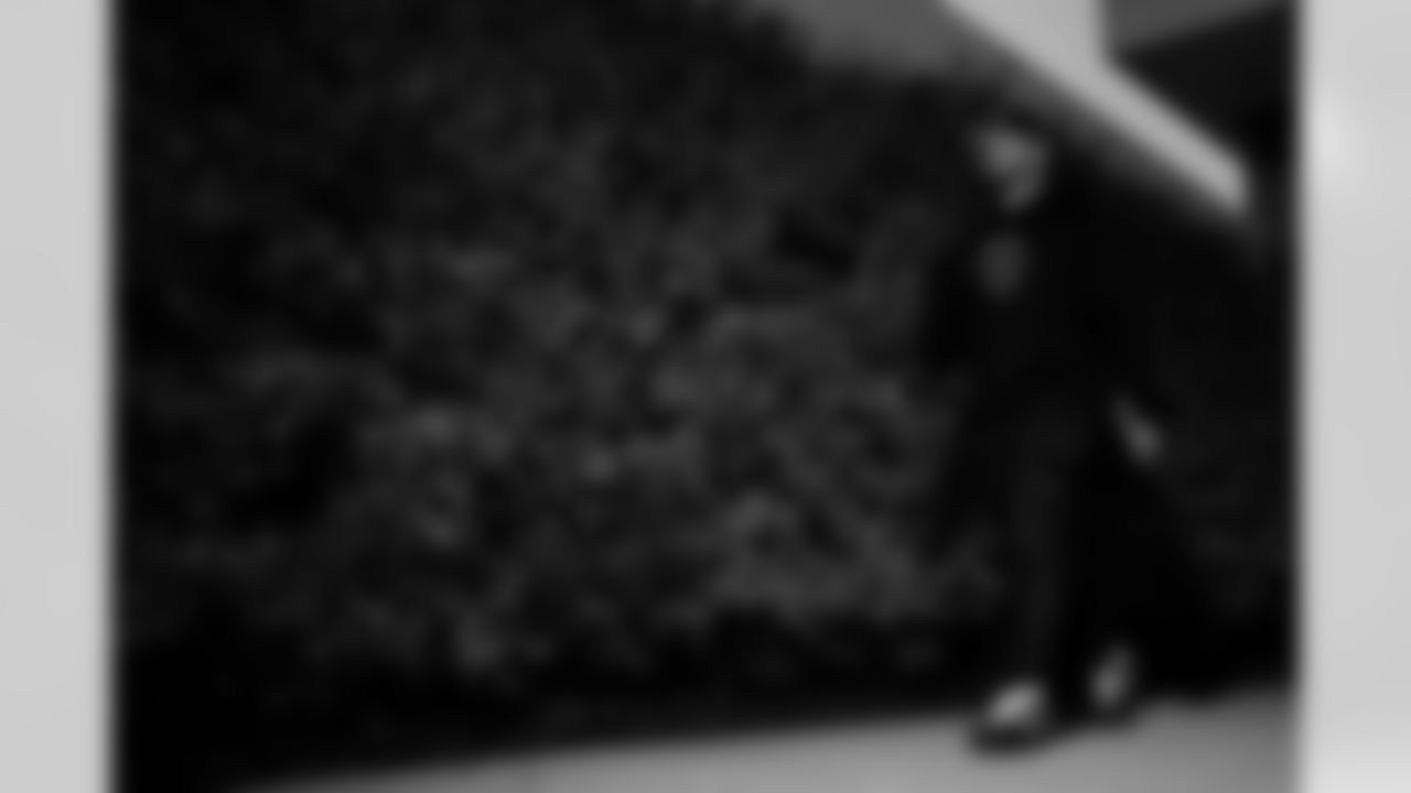 Terrel Bernard (8). Buffalo Bills vs Kansas City Chiefs, Regular Season, November 02, 2025 at Highmark Stadium.