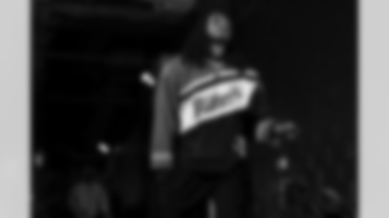 New England Patriots vs Buffalo Bills, Regular Season, December 14, 2025 at Gillette Stadium.