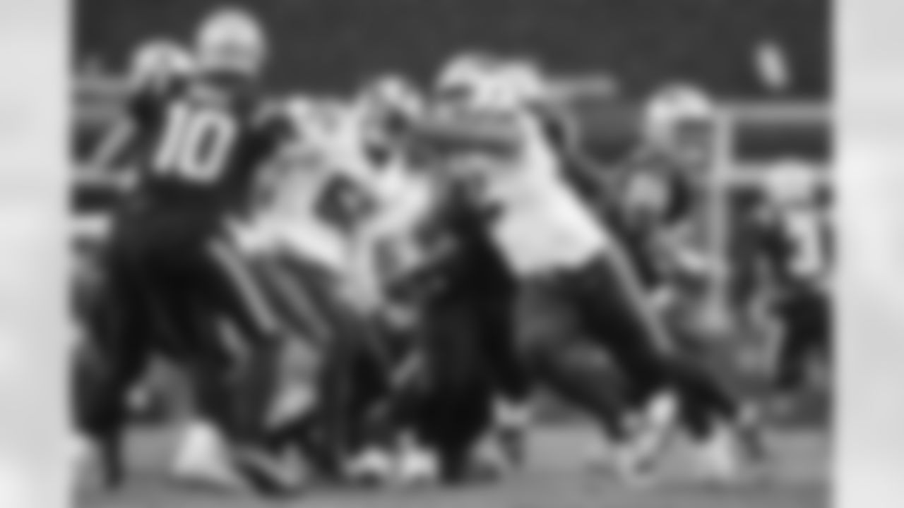 New England Patriots vs Buffalo Bills, Regular Season, December 14, 2025 at Gillette Stadium.