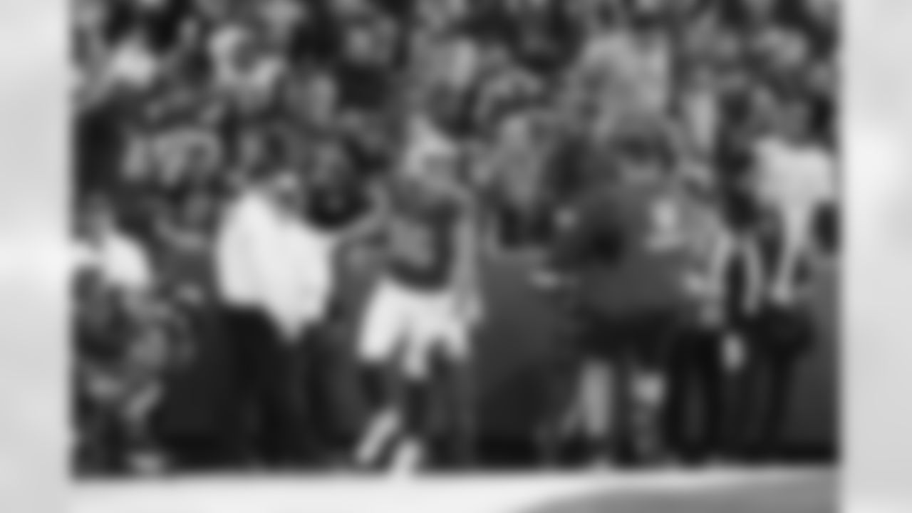 Buffalo Bills vs Kansas City Chiefs, Regular Season, November 02, 2025 at Highmark Stadium.