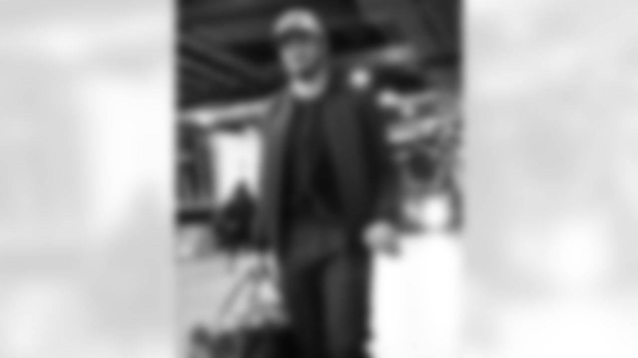 Buffalo Bills vs Denver Broncos, Divisional Game, January 17, 2026 at Empower Field at Mile High.