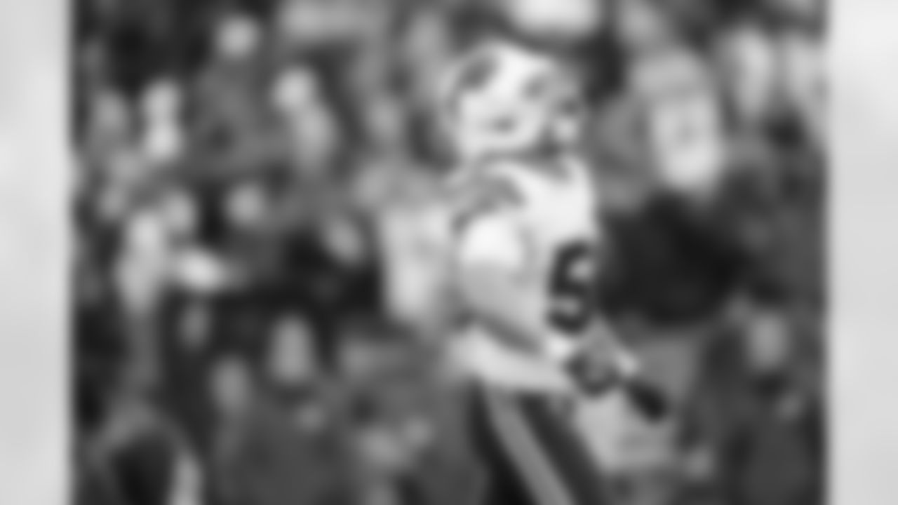 New England Patriots vs Buffalo Bills, Regular Season, December 14, 2025 at Gillette Stadium.