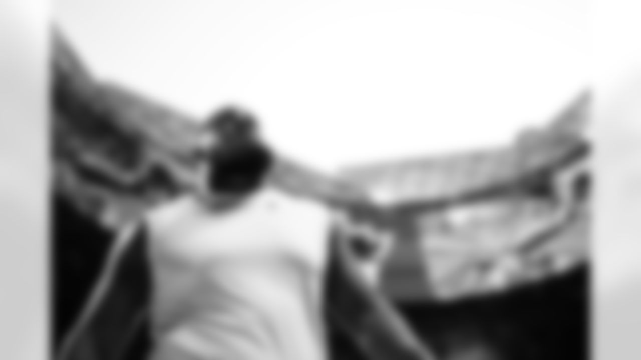 Ed Oliver (91). Atlanta Falcons vs Buffalo Bills, Regular Season, October 13, 2025 at Mercedes-Benz Stadium.