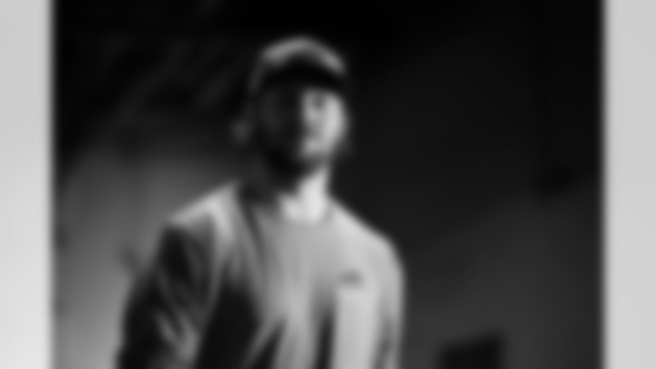 Miami Dolphins vs Buffalo Bills, Regular Season, November 09, 2025 at Hard Rock Stadium.