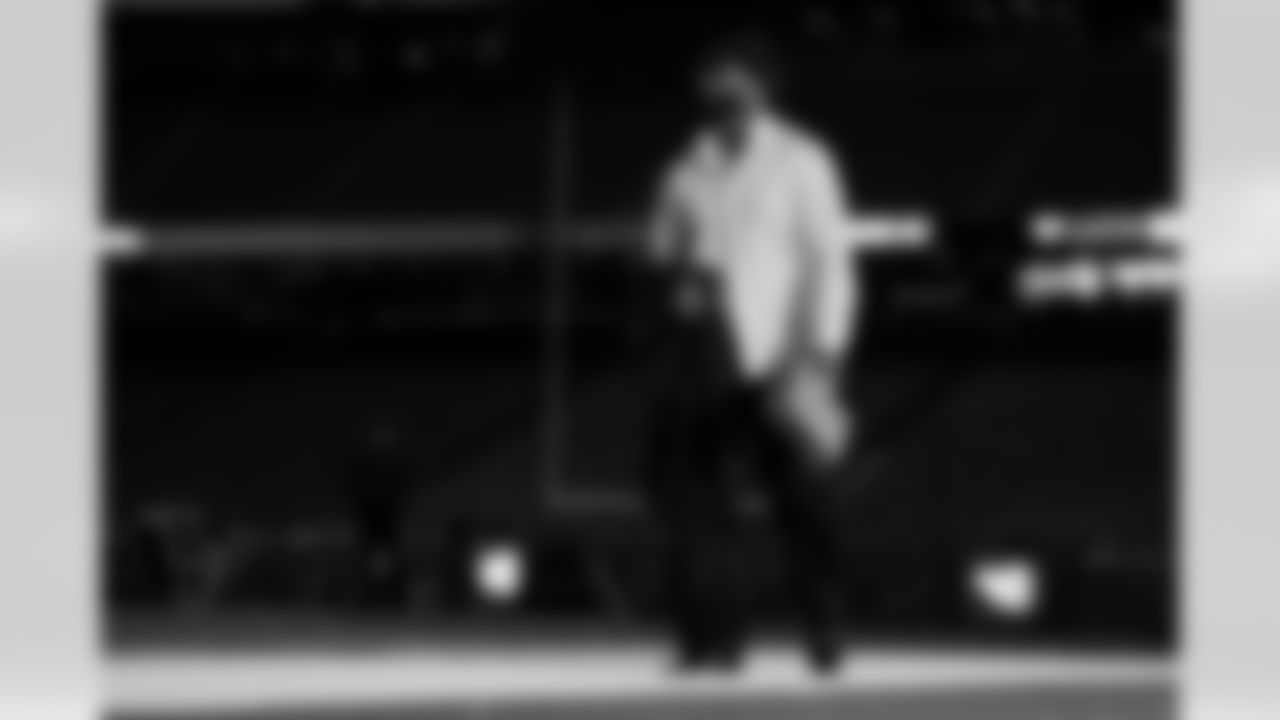 Houston Texans vs Buffalo Bills, Regular Season, November 20, 2025 at NRG Stadium.