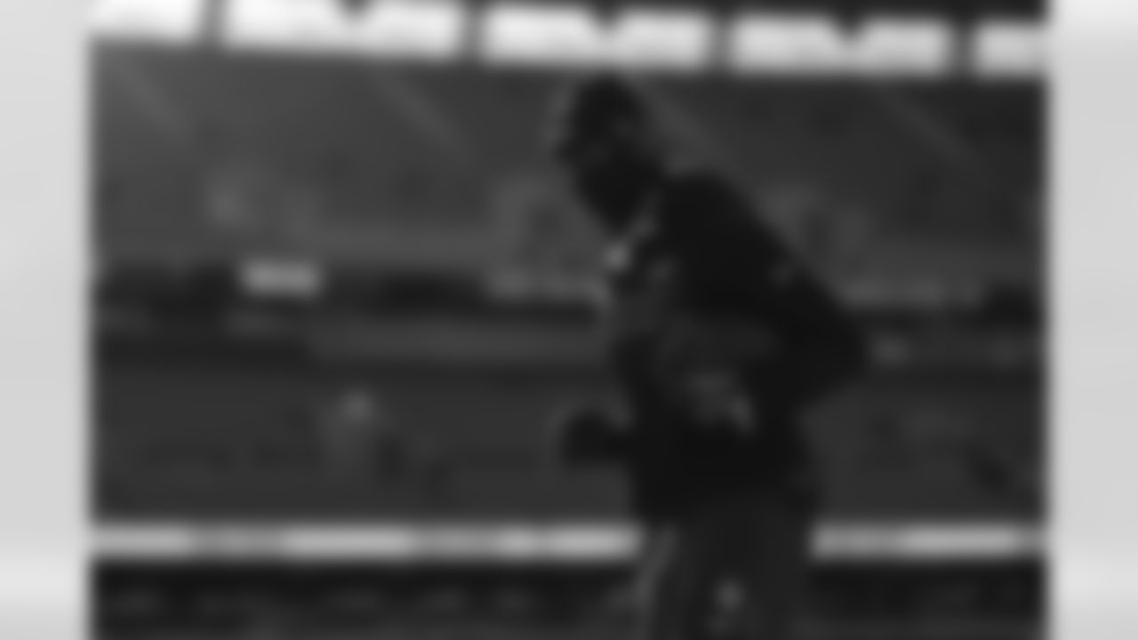 Cleveland Browns vs Buffalo Bills, Regular Season, December 21, 2025 at Huntington Bank Field.