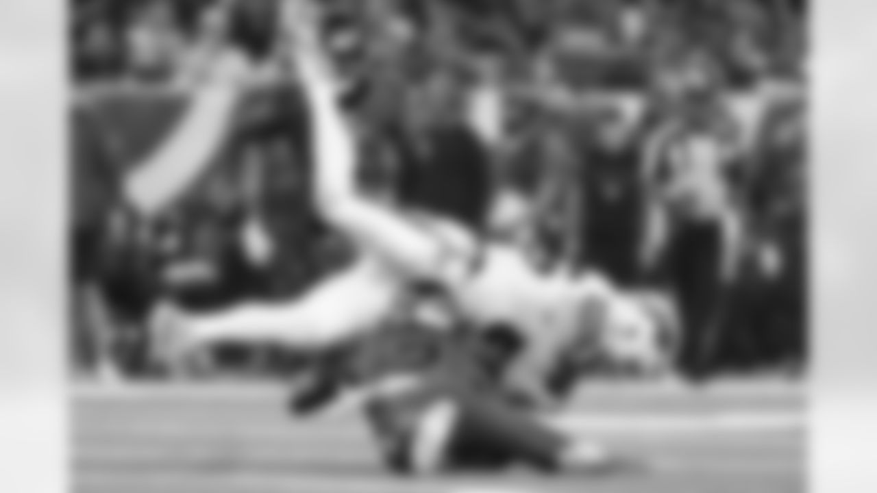 Houston Texans vs Buffalo Bills, Regular Season, November 20, 2025 at NRG Stadium.