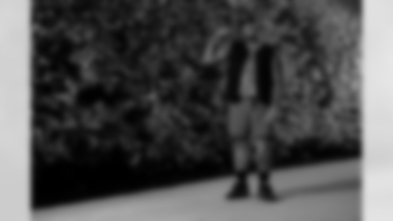 Dion Dawkins (73). Buffalo Bills vs Miami Dolphins, Regular Season, September 18, 2025 at Highmark Stadium.