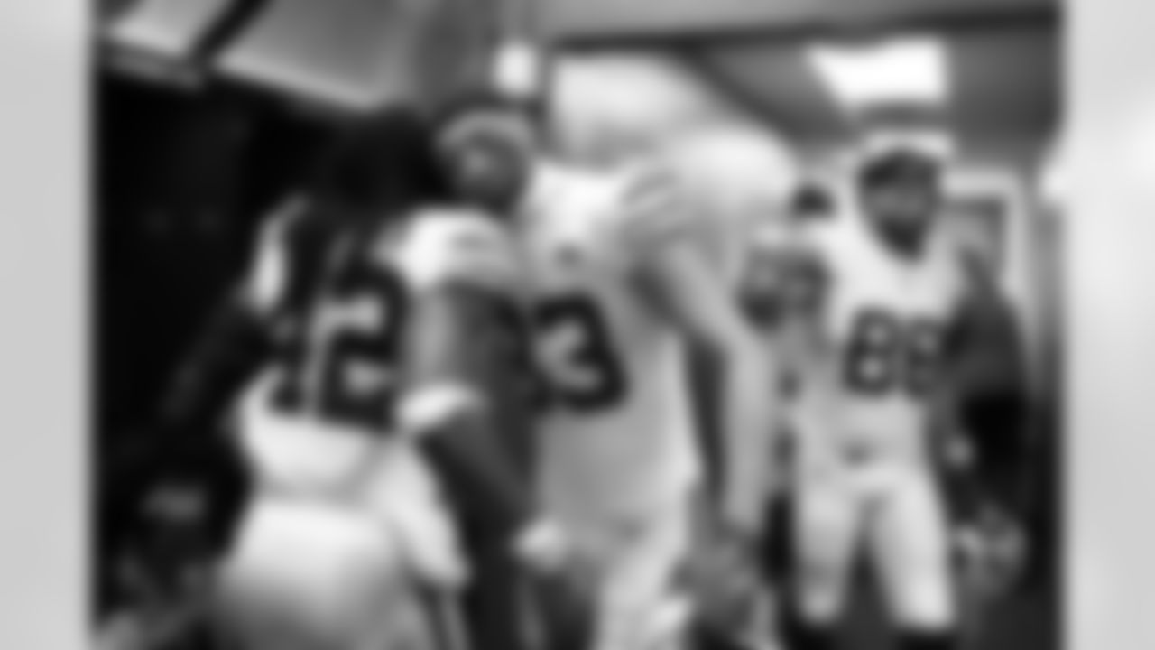 Buffalo Bills vs Tampa Bay Buccaneers, Regular Season, November 16, 2025 at Highmark Stadium.