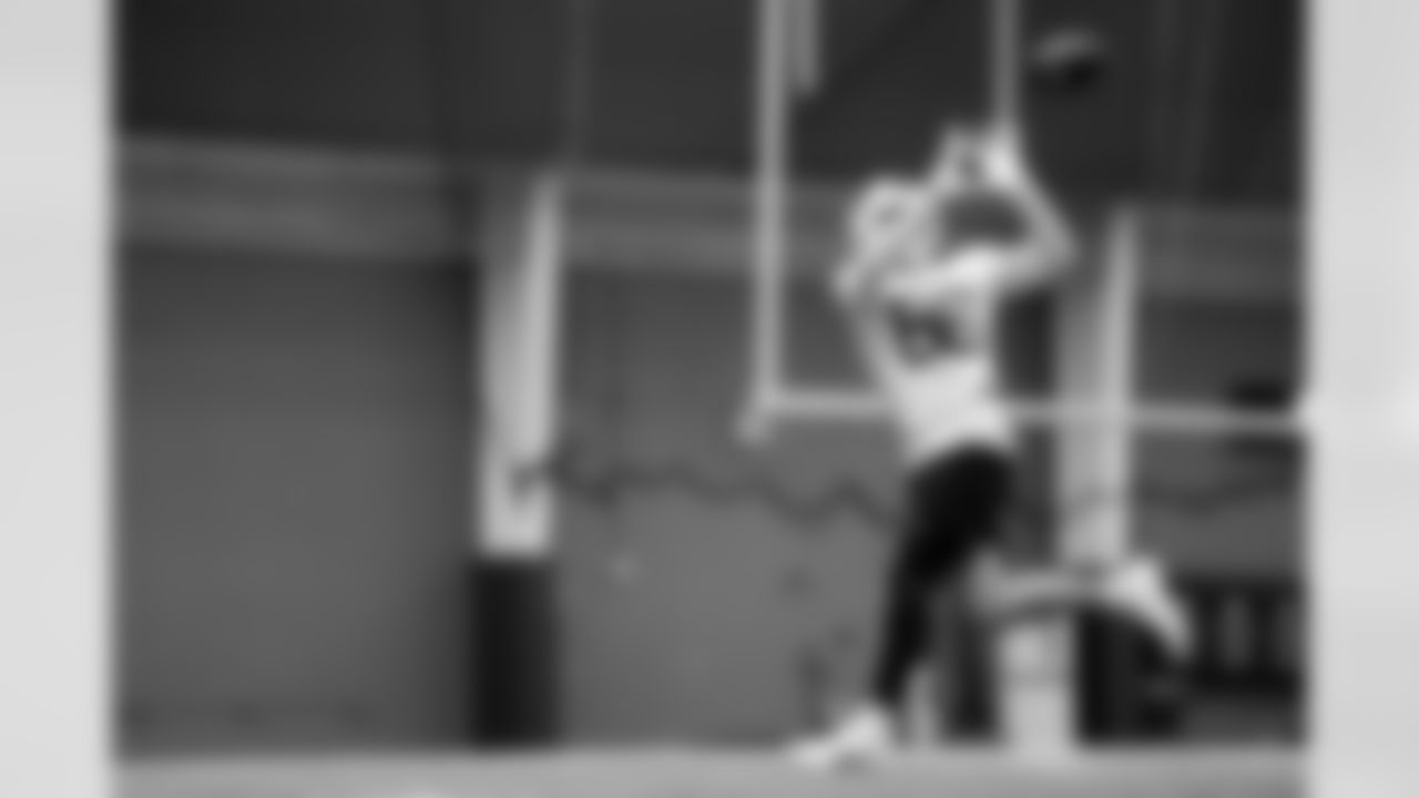 Dalton Kincaid. Buffalo Bills Week 15 Practice, December 11, 2025 at Buffalo Bills Training Center.