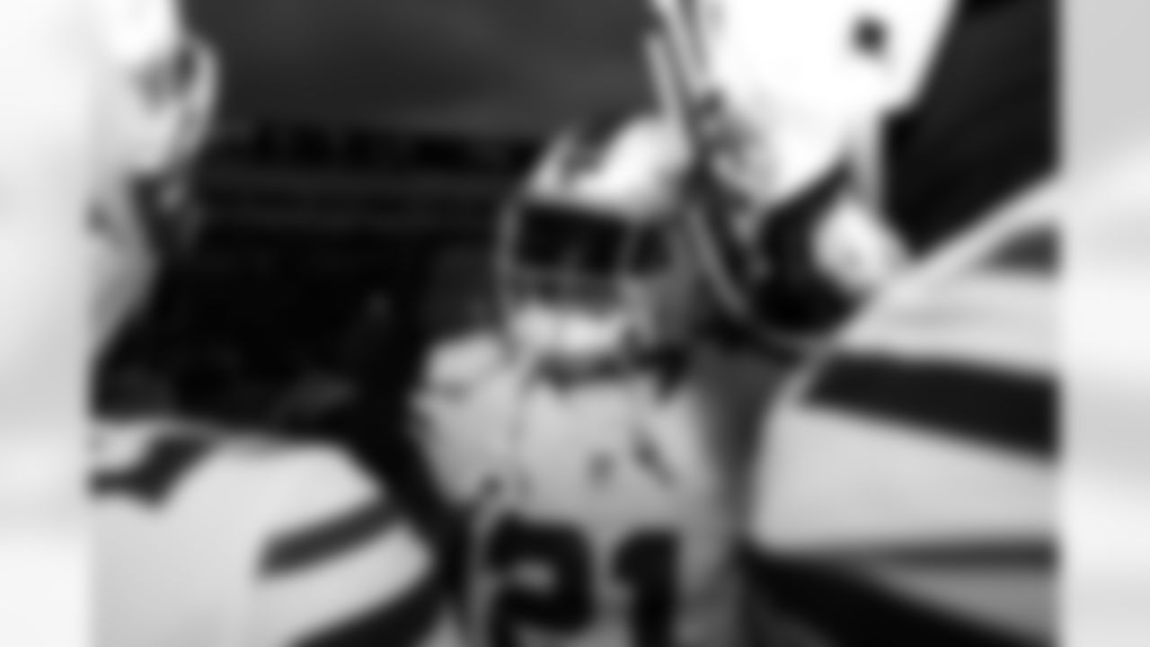 Buffalo Bills vs Tampa Bay Buccaneers, Regular Season, November 16, 2025 at Highmark Stadium.