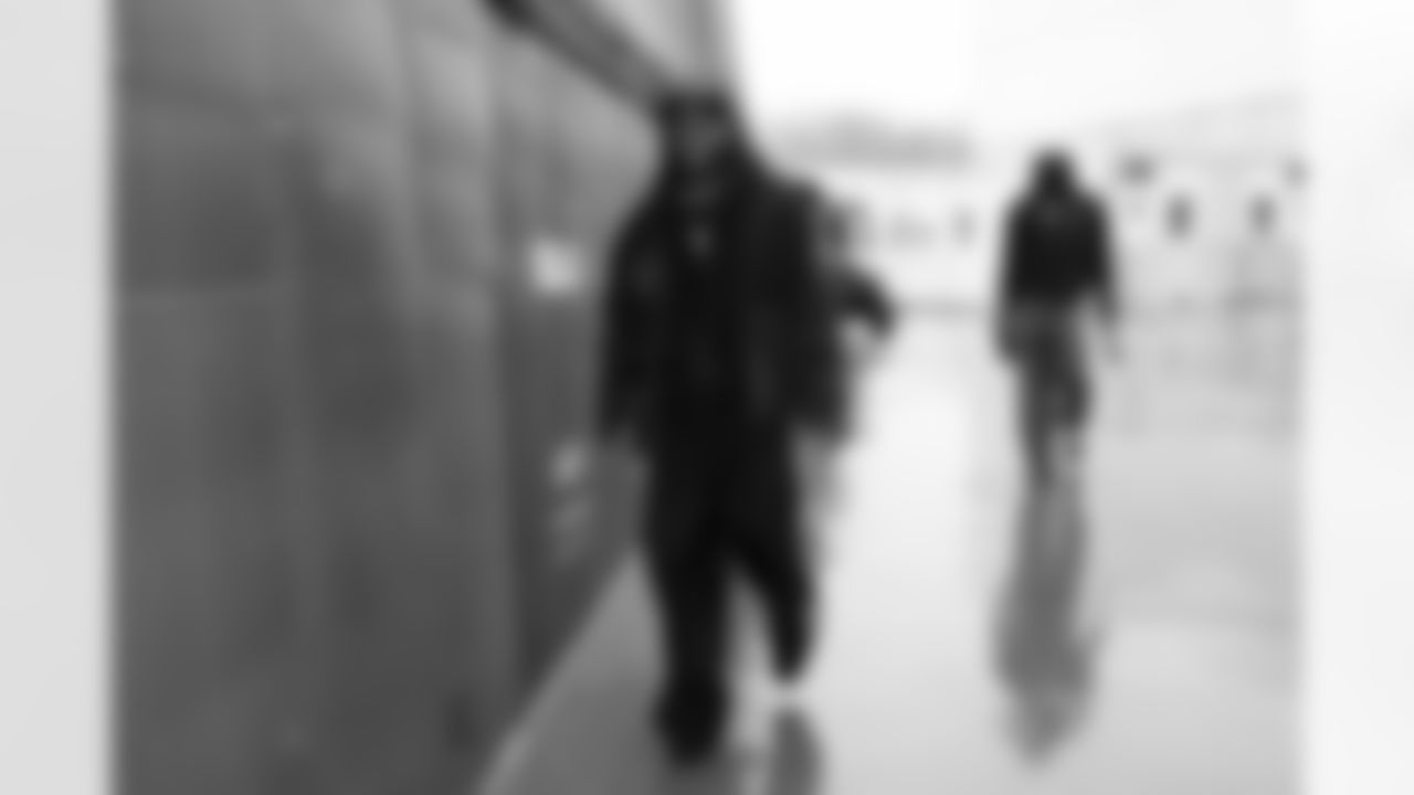 Buffalo Bills vs Philadelphia Eagles, Regular Season, December 28, 2025 at Highmark Stadium.