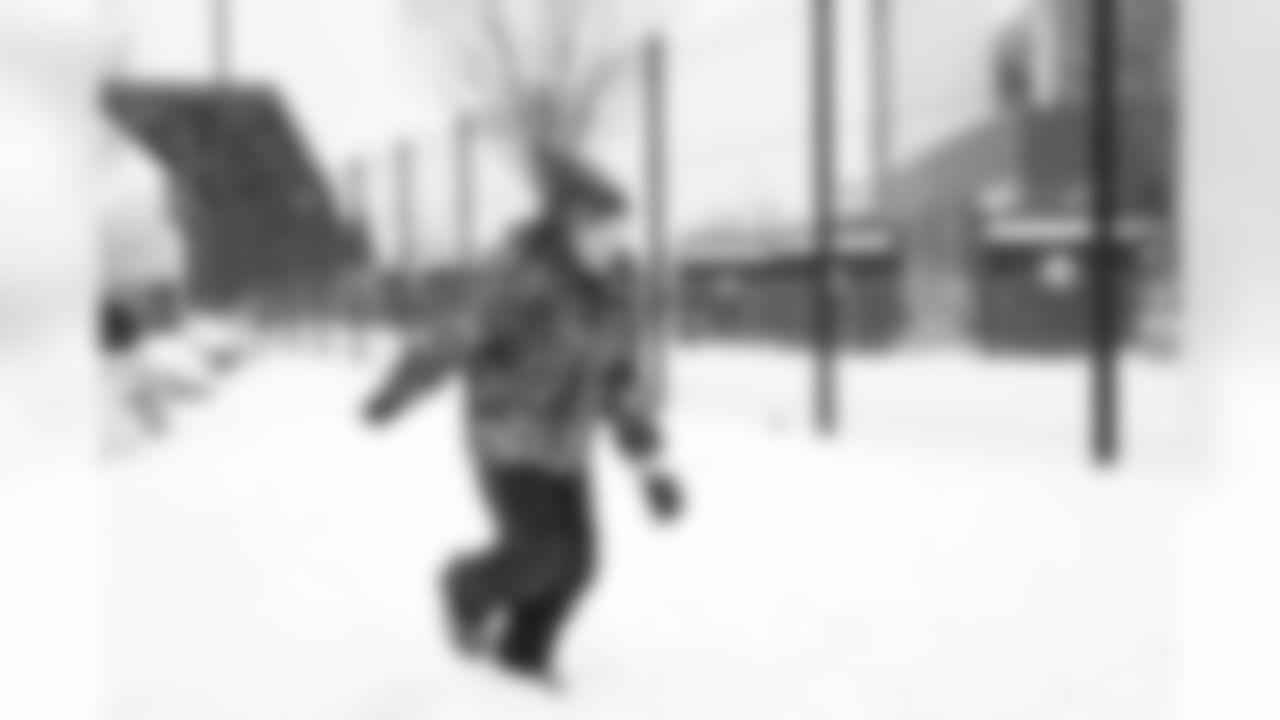 Buffalo Bills vs Cincinnati Bengals, Regular Season, December 05, 2025 at Highmark Stadium.