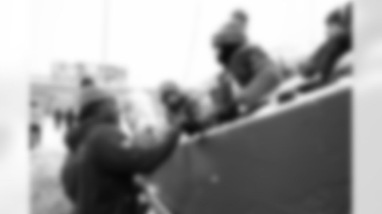 Buffalo Bills vs Cincinnati Bengals, Regular Season, December 07, 2025 at Highmark Stadium.