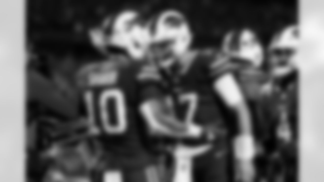 Buffalo Bills vs Miami Dolphins, Regular Season, September 18, 2025 at Highmark Stadium.