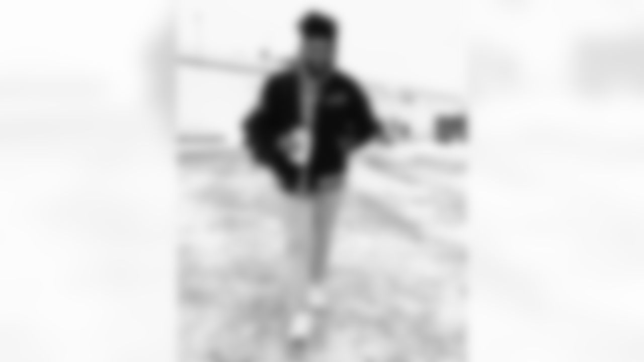 Ty Johnson (26). Buffalo Bills travel to Foxborough, December 13, 2025 at Buffalo Niagara International Airport.