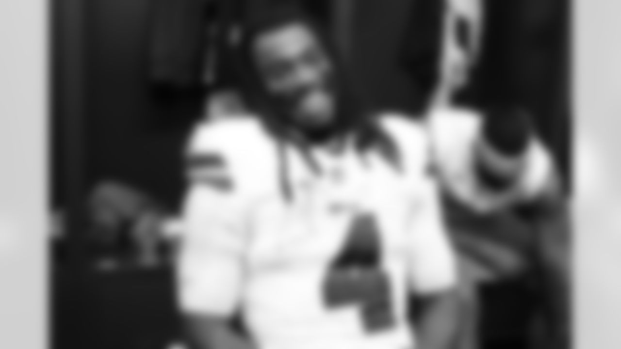 James Cook (4). New England Patriots vs Buffalo Bills, Regular Season, December 14, 2025 at Gillette Stadium.