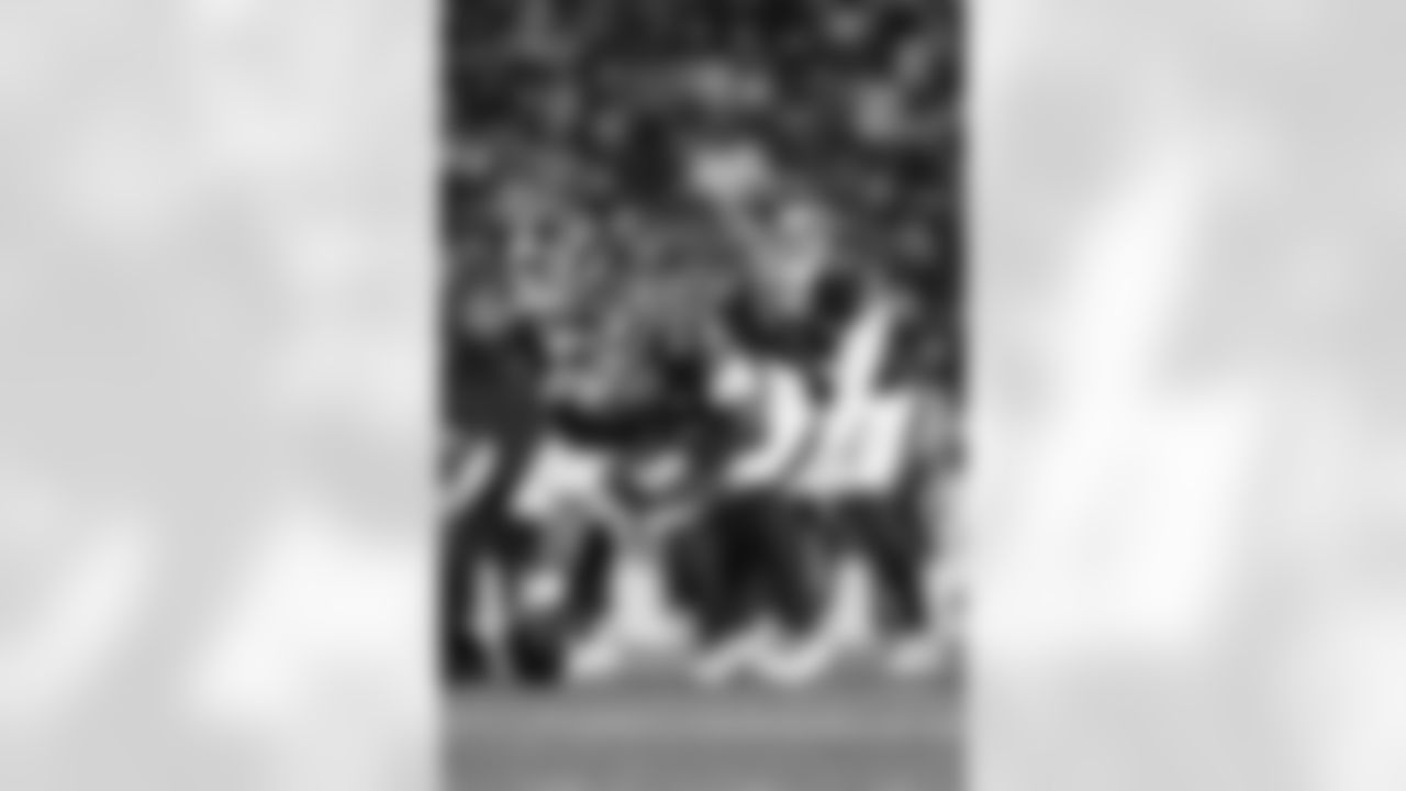 Buffalo Bills vs New York Jets, Regular Season, January 04, 2026 at Highmark Stadium.