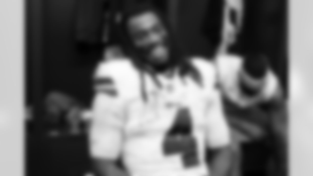 New England Patriots vs Buffalo Bills, Regular Season, December 14, 2025 at Gillette Stadium.