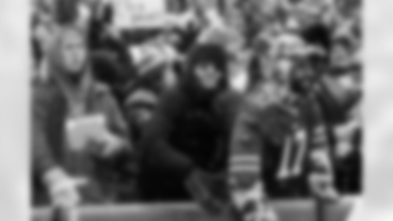 Buffalo Bills vs Cincinnati Bengals, Regular Season, December 07, 2025 at Highmark Stadium.