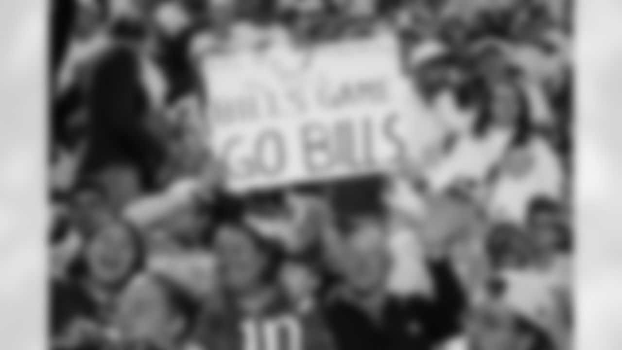 Buffalo Bills vs New England Patriots, Regular Season, October 05, 2025 at Highmark Stadium.