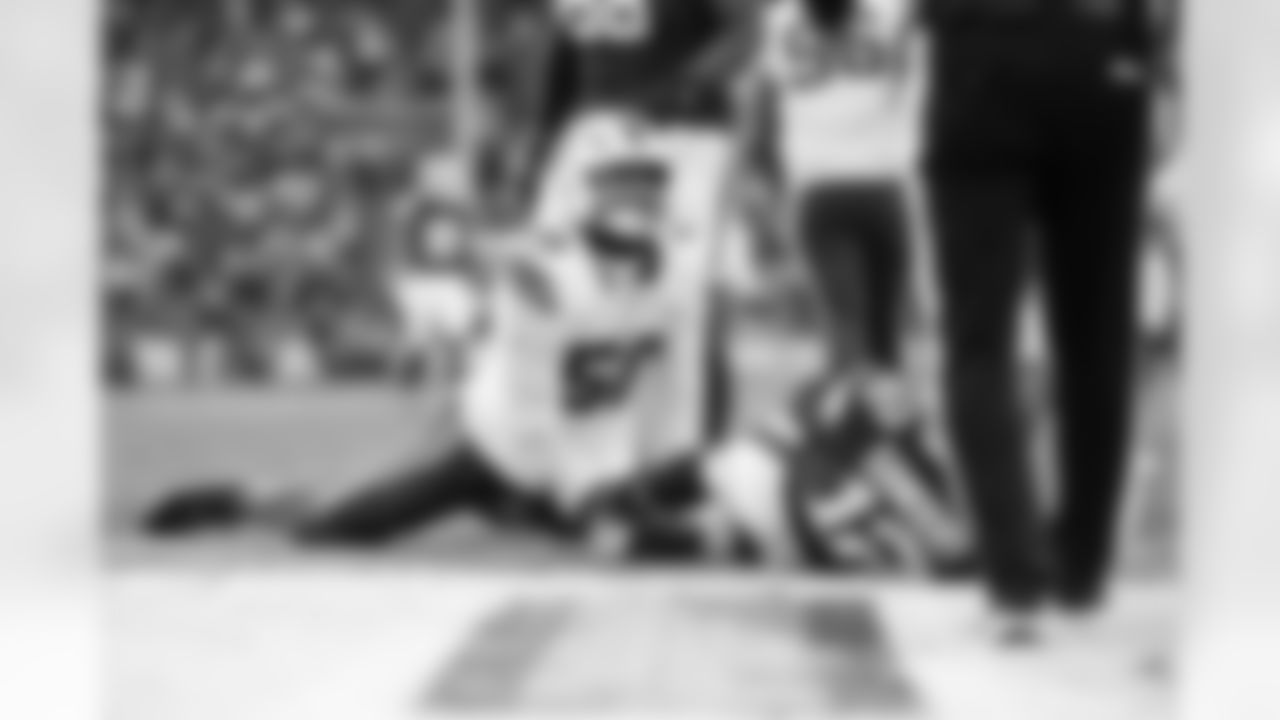 Cleveland Browns vs Buffalo Bills, Regular Season, December 21, 2025 at Huntington Bank Field.