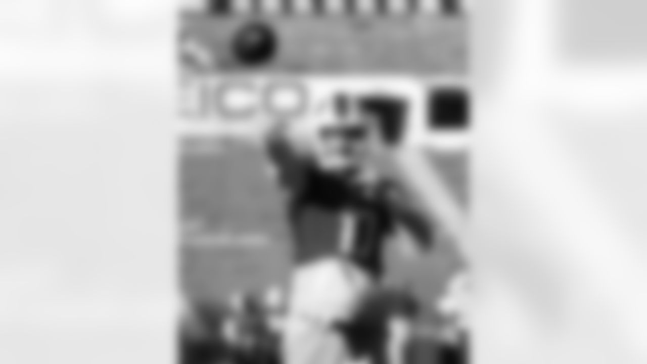 Josh Allen (17). Buffalo Bills Week 14 Practice, December 05, 2025 at Highmark Stadium.