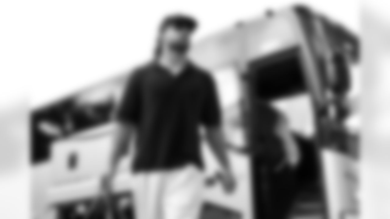 Miami Dolphins vs Buffalo Bills, Regular Season, November 09, 2025 at Hard Rock Stadium.