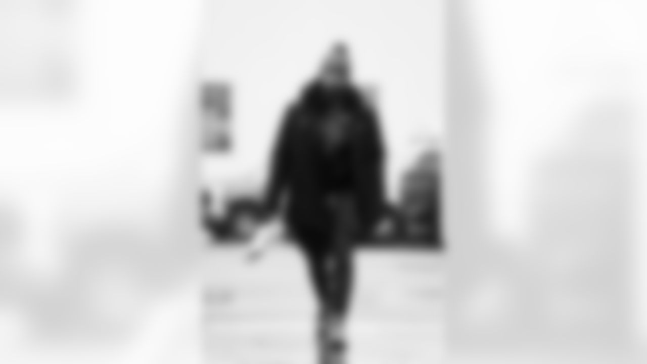 Buffalo Bills vs Philadelphia Eagles, Regular Season, December 28, 2025 at Highmark Stadium.