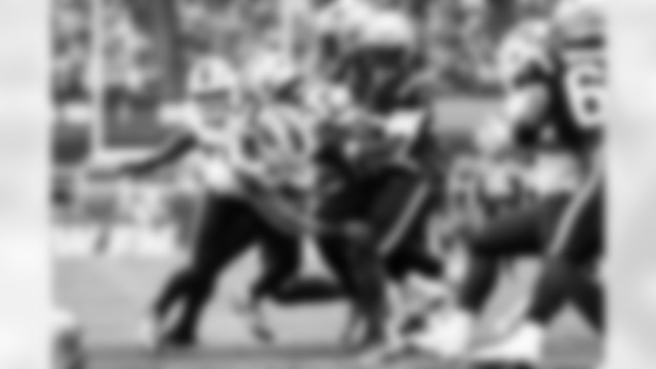 New England Patriots vs Buffalo Bills, Regular Season, December 14, 2025 at Gillette Stadium.