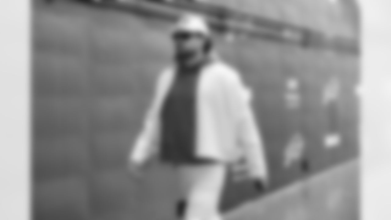 Buffalo Bills vs Philadelphia Eagles, Regular Season, December 28, 2025 at Highmark Stadium.