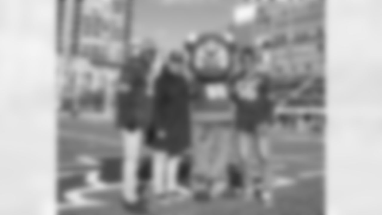 High School Football Metro Bowl Championship, November 19, 2025 at Varsity Stadium.