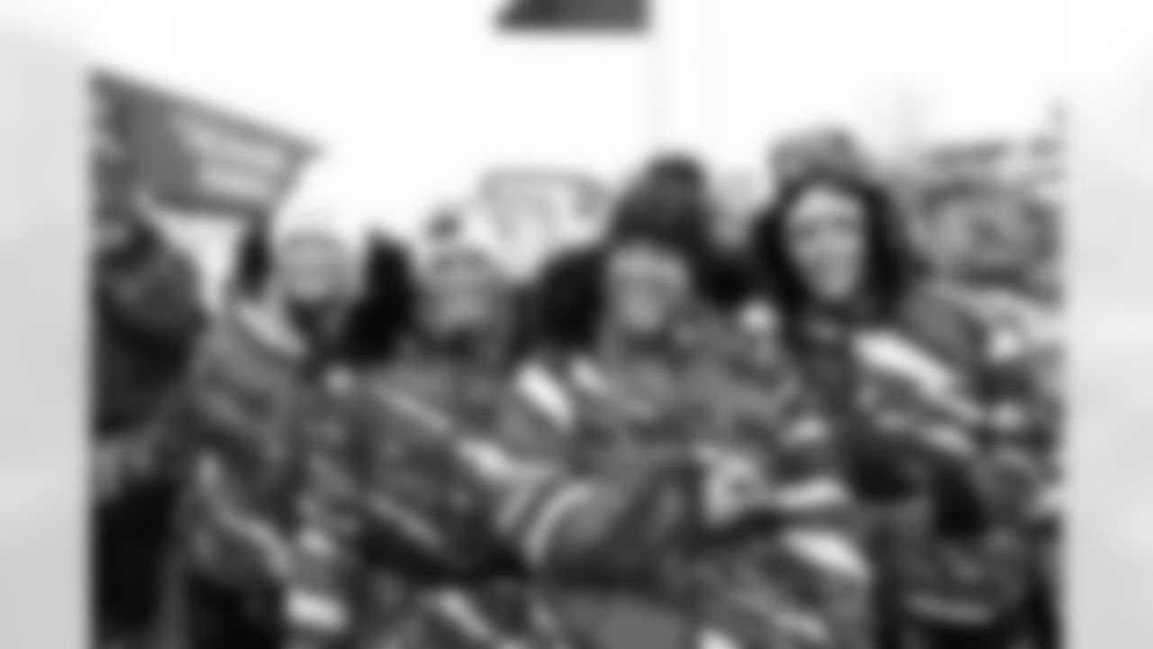 Buffalo Bills vs New York Jets, Regular Season, January 04, 2026 at Highmark Stadium.