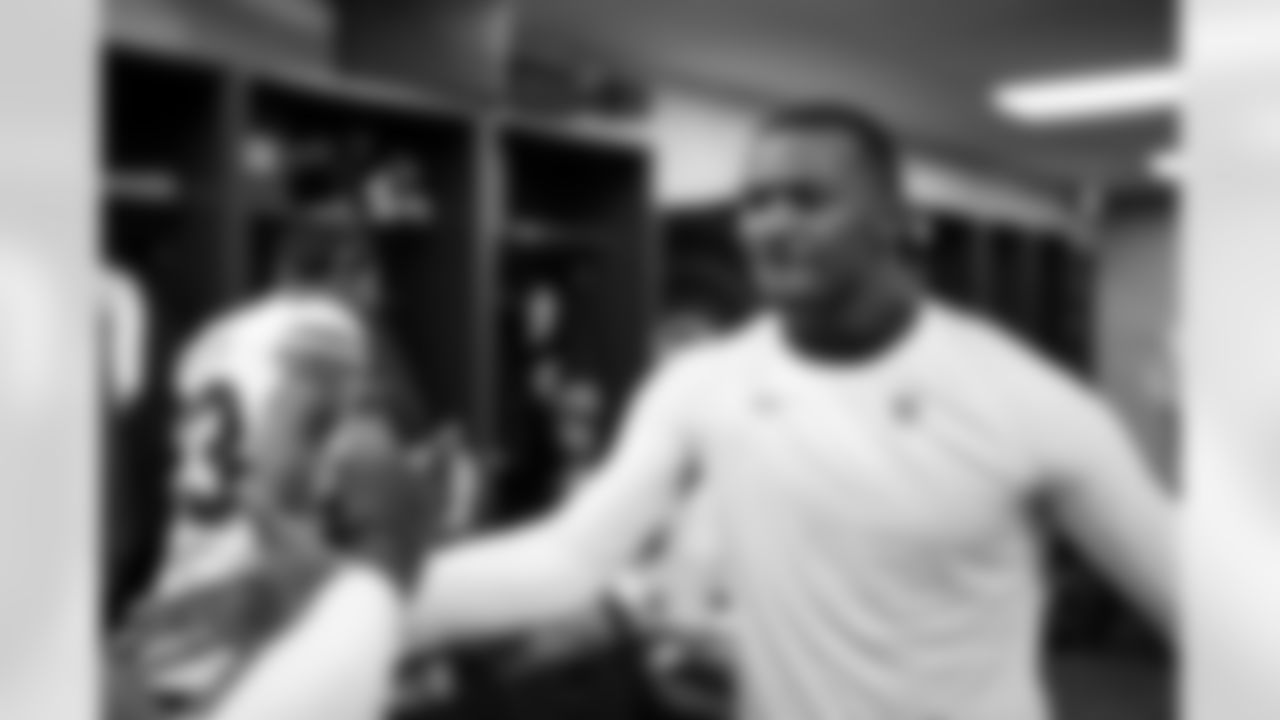 New England Patriots vs Buffalo Bills, Regular Season, December 14, 2025 at Gillette Stadium.