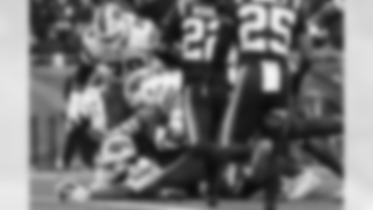 New England Patriots vs Buffalo Bills, Regular Season, December 14, 2025 at Gillette Stadium.