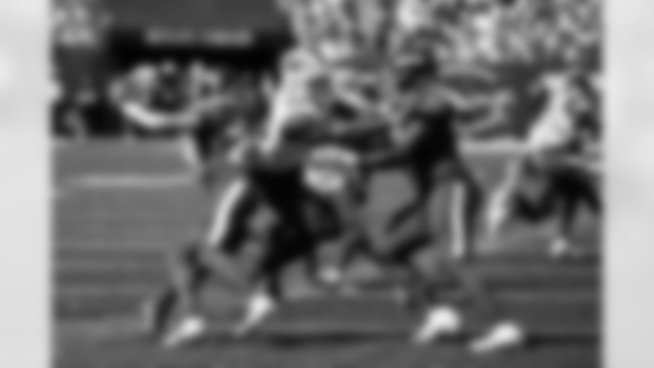 New York Jets vs Buffalo Bills, Regular Season, September 14, 2025 at Metlife Stadium.