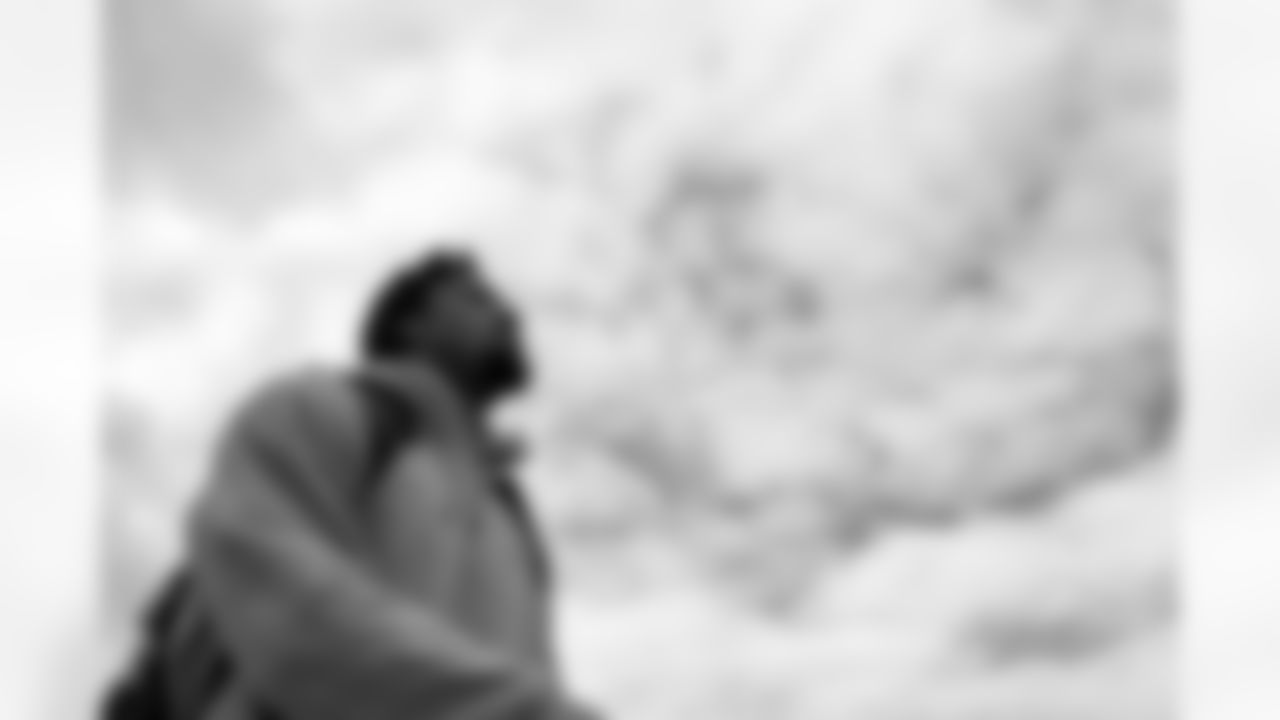 Greg Rousseau (50). Buffalo Bills travel to Carolina, October 25, 2025 at Buffalo Niagara International Airport.